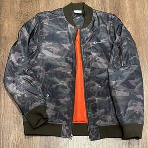 Champion Men's Camouflage Bomber Jacket - Green Camouflage and Orange Lining
